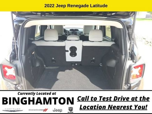 Used 2022 Jeep Renegade Latitude w/ Convenience Group AWD/4WD image 8