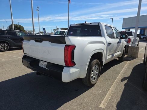 Used 2025 Toyota Tundra SR w/ SR Tow Package image 6