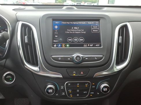 Used 2024 Chevrolet Equinox LT FWD image 10