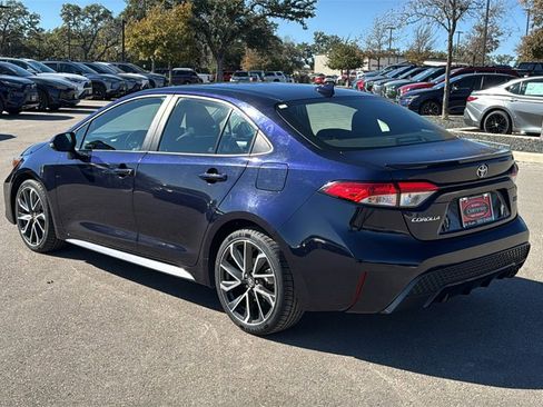 Certified 2022 Toyota Corolla SE image 3