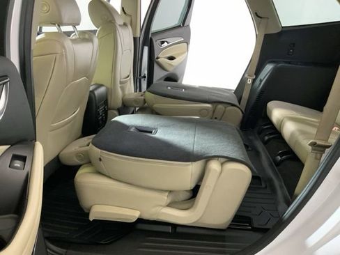 Used 2018 Buick Enclave Essence FWD image 31