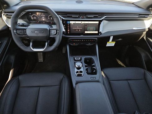 New 2026 Jeep Cherokee Limited image 9