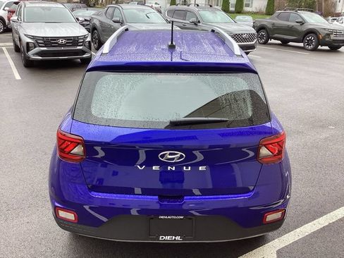 New 2026 Hyundai Venue SEL FWD image 8