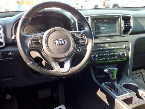 Used 2017 Kia Sportage EX w/ EX Premium Package image 10