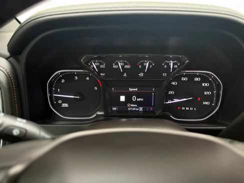 Used 2023 GMC Sierra 2500 AT4 w/ AT4 Preferred Package AWD/4WD image 42
