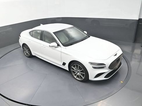 Used 2025 Genesis G70 2.5T RWD image 22