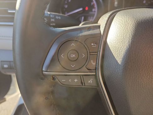 Used 2021 Toyota Camry SE image 25