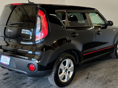 Used 2019 Kia Soul FWD image 6