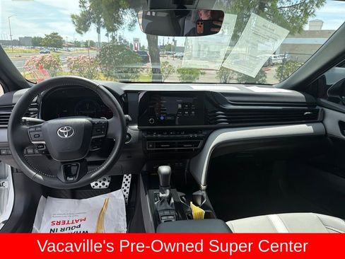 Used 2026 Toyota Camry SE FWD image 12