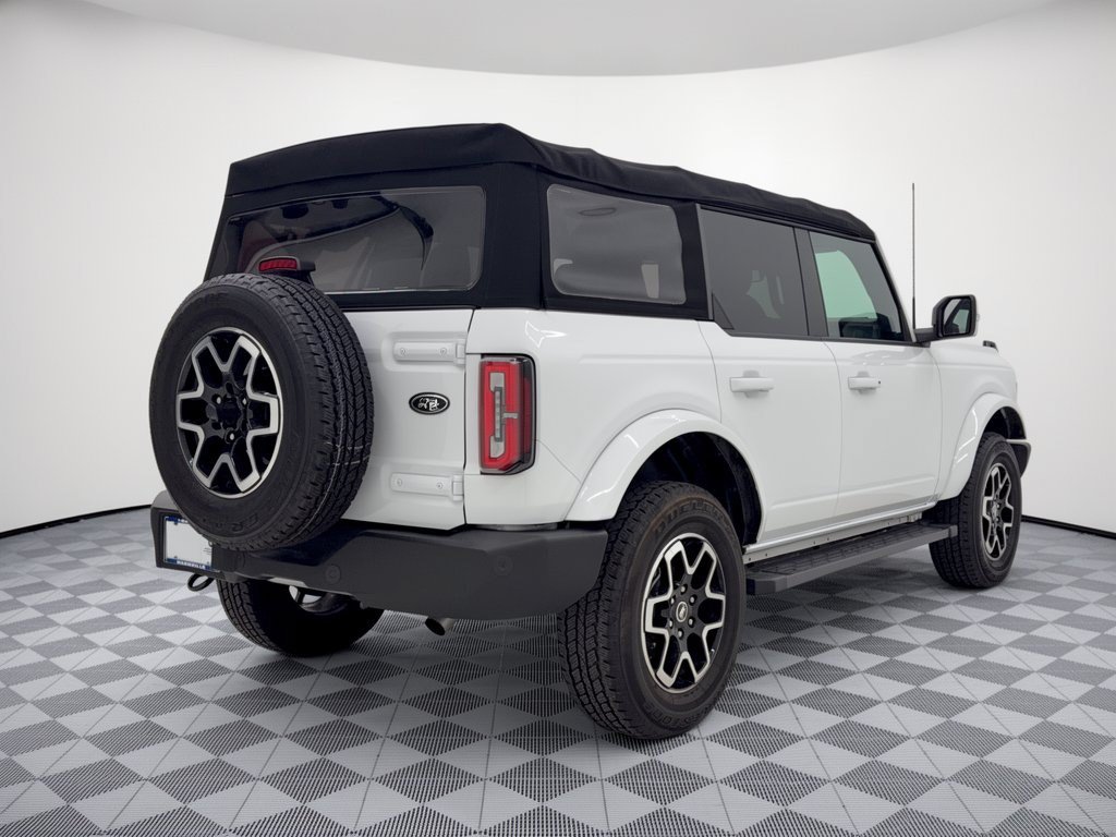 Used 2023 Ford Bronco Outer Banks AWD/4WD image 9