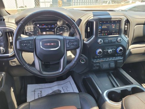 Used 2021 GMC Sierra 1500 AT4 w/ AT4 Premium Package AWD/4WD image 18