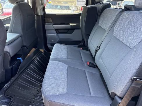 New 2026 Ford F250 XLT w/ XLT Premium Package AWD/4WD image 18