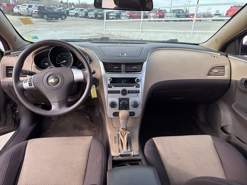 Used 2012 Chevrolet Malibu LS image 25