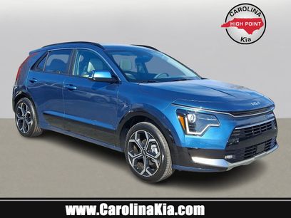 New 2025 Kia Niro EX Touring