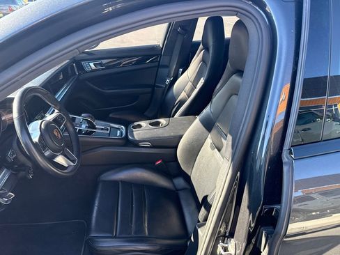 Used 2020 Porsche Panamera 4S image 8