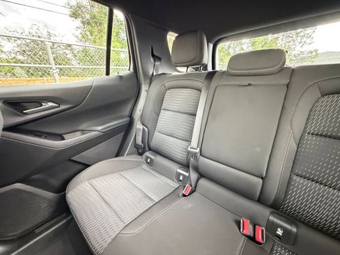 Used 2025 Chevrolet Equinox LT AWD/4WD image 38