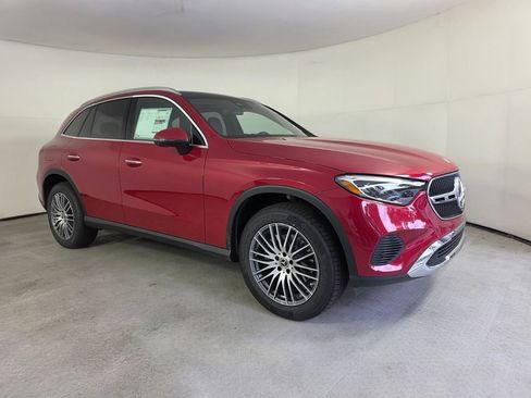 New 2026 Mercedes-Benz GLC 300 image 1