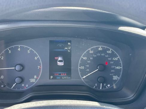 Used 2024 Toyota Corolla LE image 9