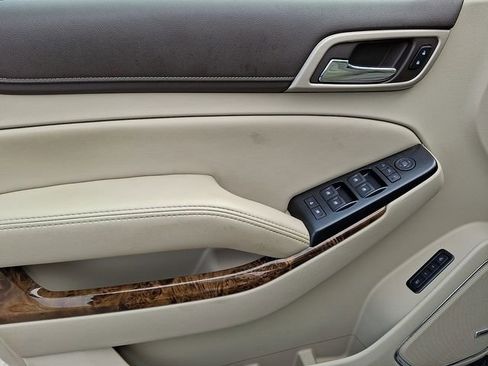 Used 2016 GMC Yukon XL Denali w/ Open Road Package image 15