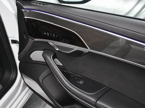 Used 2022 Audi S8 w/ S8 Comfort Plus Package image 24