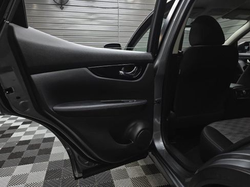 Used 2019 Nissan Rogue Sport SV w/ All-Weather Package AWD/4WD image 34