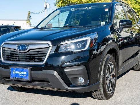 Used 2021 Subaru Forester Premium image 2