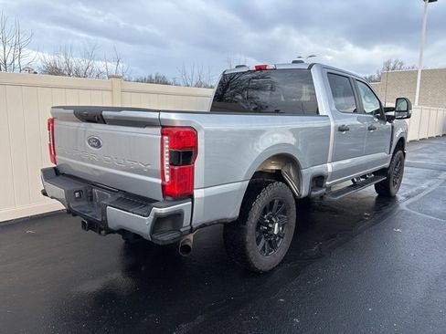 Used 2023 Ford F250 XL w/ STX Appearance Package image 3