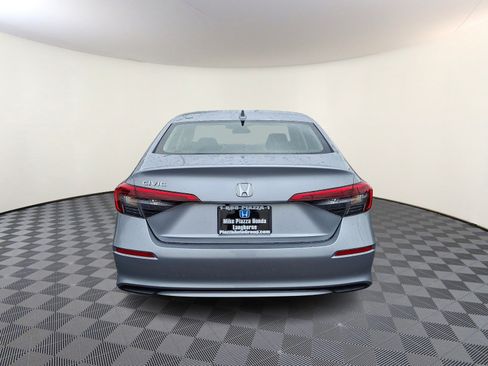 Used 2023 Honda Civic EX image 6