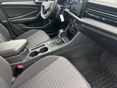 Used 2025 Volkswagen Jetta S image 15