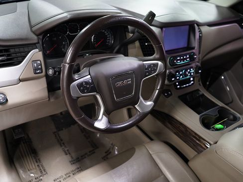 Used 2020 GMC Yukon SLT w/ Open Road Package RWD image 11