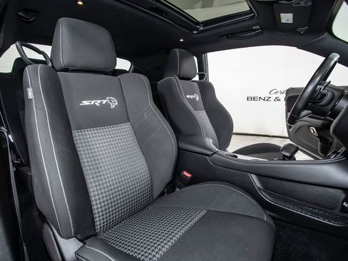 Used 2019 Dodge Challenger SRT Hellcat image 18