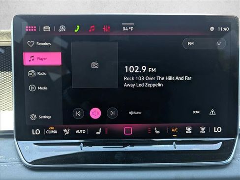 New 2026 Volkswagen Tiguan SE R-Line FWD image 17