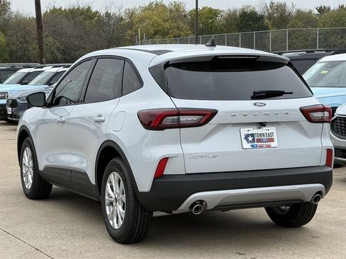 New 2026 Ford Escape Active image 28