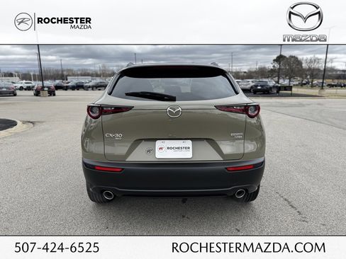 New 2025 MAZDA CX-30 Carbon image 38