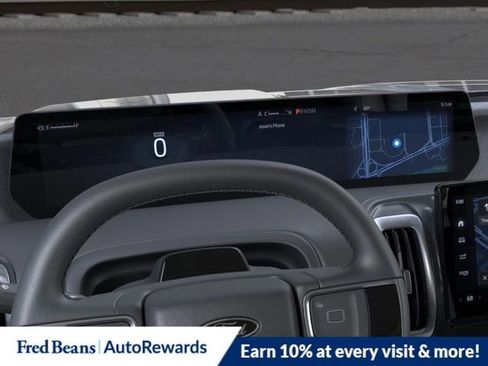 New 2026 Ford Expedition Platinum image 13