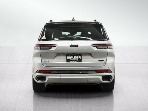 Used 2024 Jeep Grand Cherokee L Summit AWD/4WD image 4