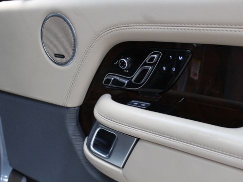 Used 2021 Land Rover Range Rover Westminster Edition image 54