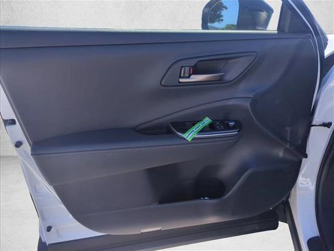 New 2026 Toyota Crown XLE image 10