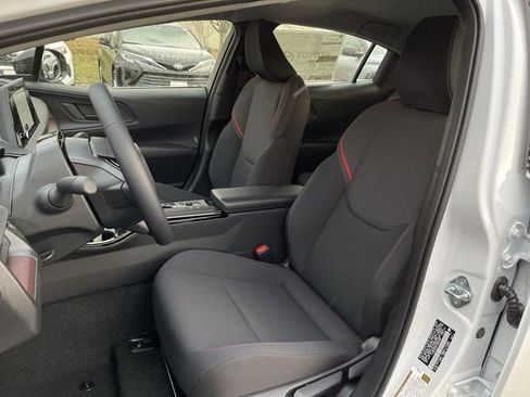 New 2026 Toyota Prius Plug-In Hybrid image 5