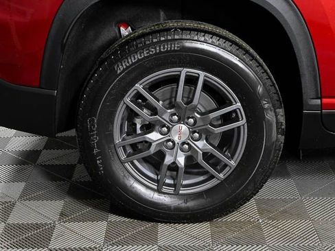 New 2025 GMC Acadia Elevation image 28