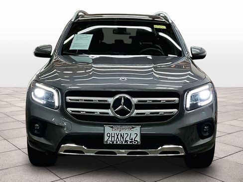 Used 2023 Mercedes-Benz GLB 250 4MATIC image 3