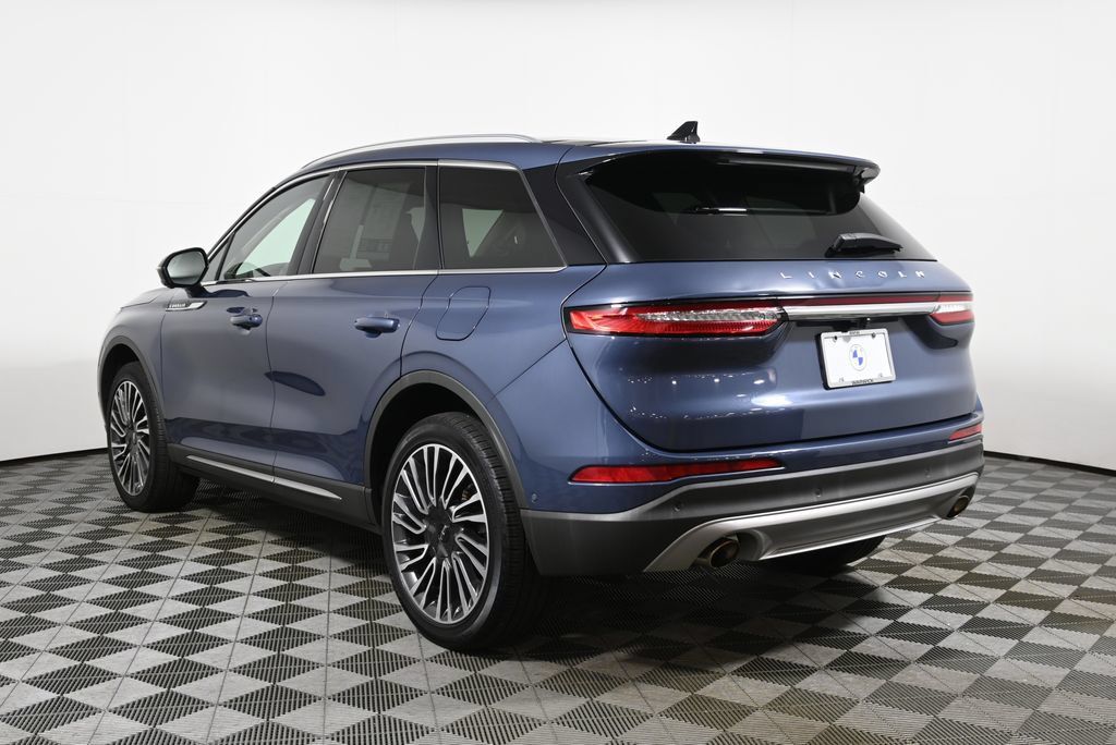 Used 2022 Lincoln Corsair Reserve w/ Equipment Group 201A AWD/4WD image 5