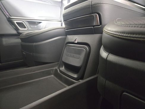 Used 2024 Rivian R1T Adventure image 31