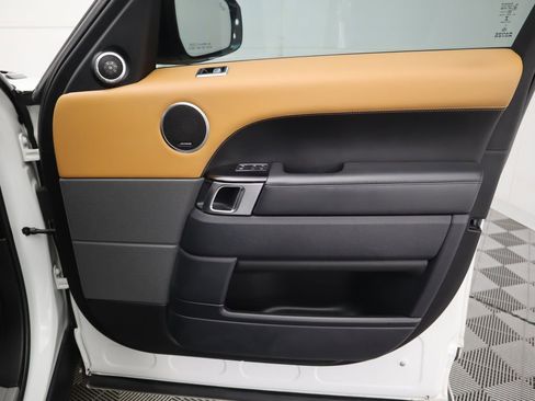 Used 2019 Land Rover Range Rover Sport Autobiography image 25