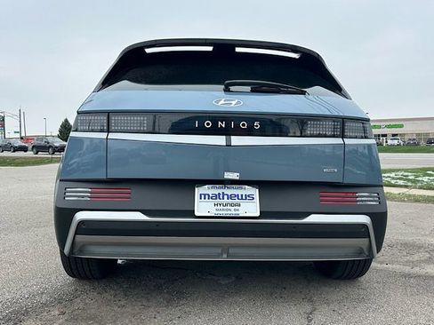New 2026 Hyundai Ioniq 5 SE image 4