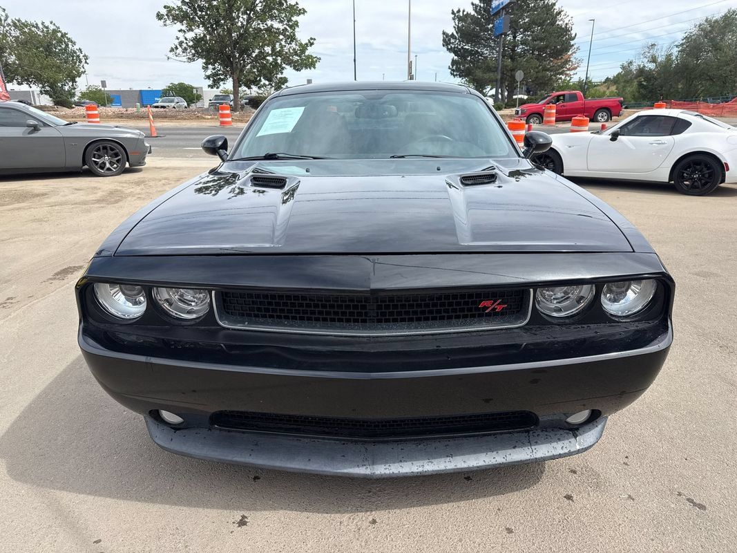 Used 2013 Dodge Challenger R/T RWD image 2
