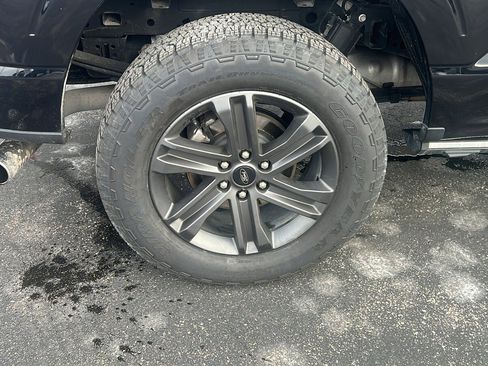 Used 2023 Ford F150 Lariat w/ Equipment Group 502A High image 10