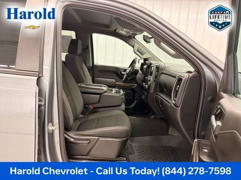 Used 2021 Chevrolet Silverado 1500 LT w/ Z71 Off-Road Package AWD/4WD image 11