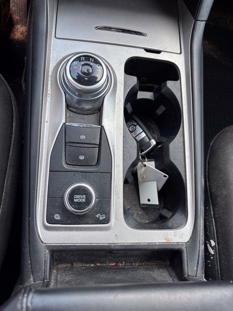 Used 2023 Ford Explorer XLT AWD/4WD image 40