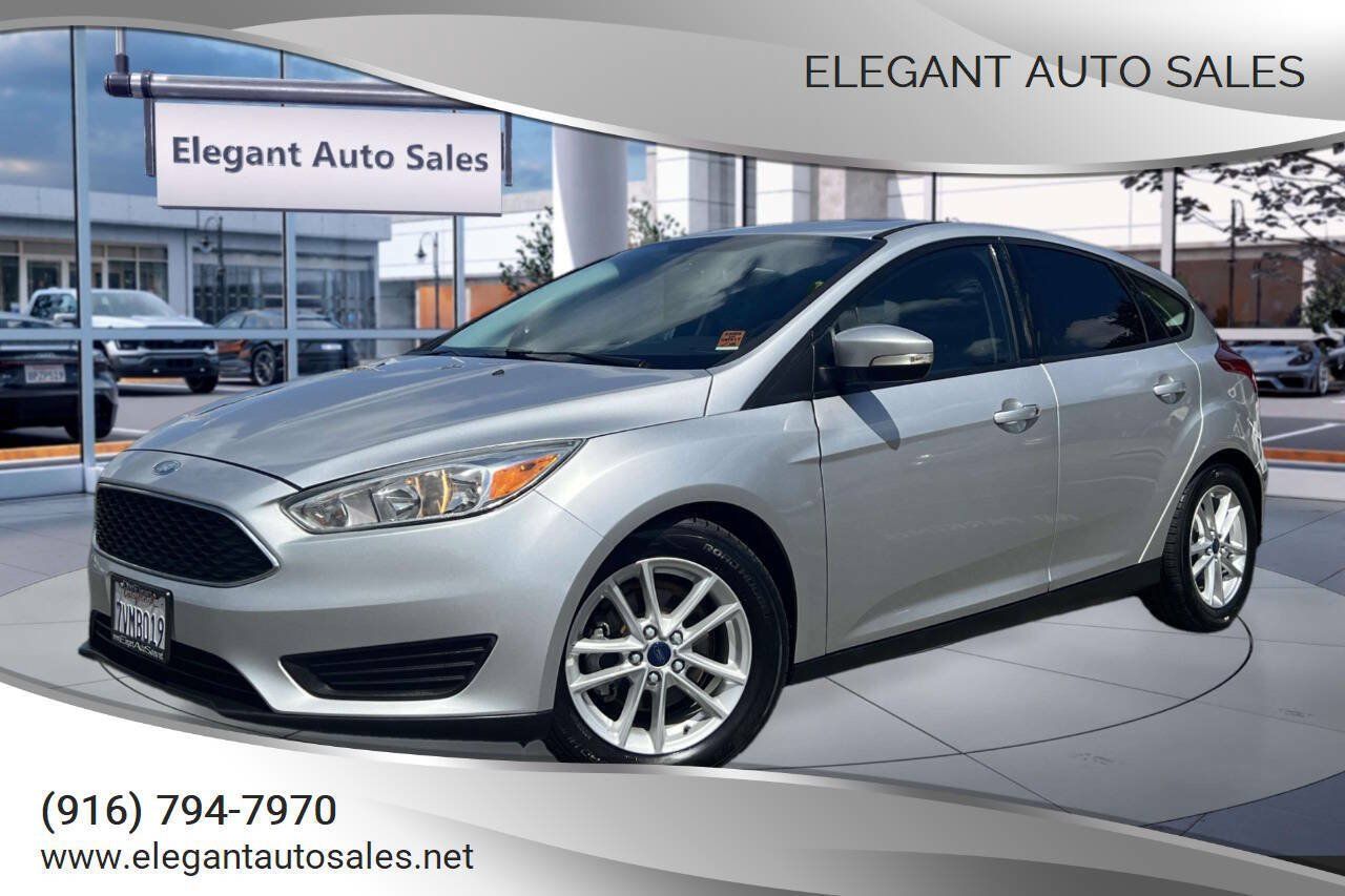 Used 2016 Ford Focus SE FWD image 1
